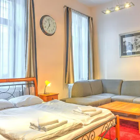 Central Downtown Apartamento *